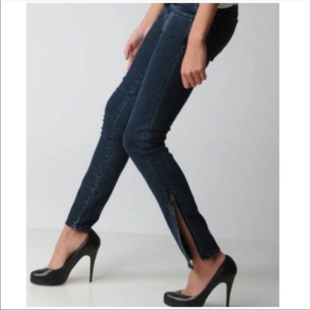 J Brand- Ankle Zip Skinny Crop Jeans- Size 25